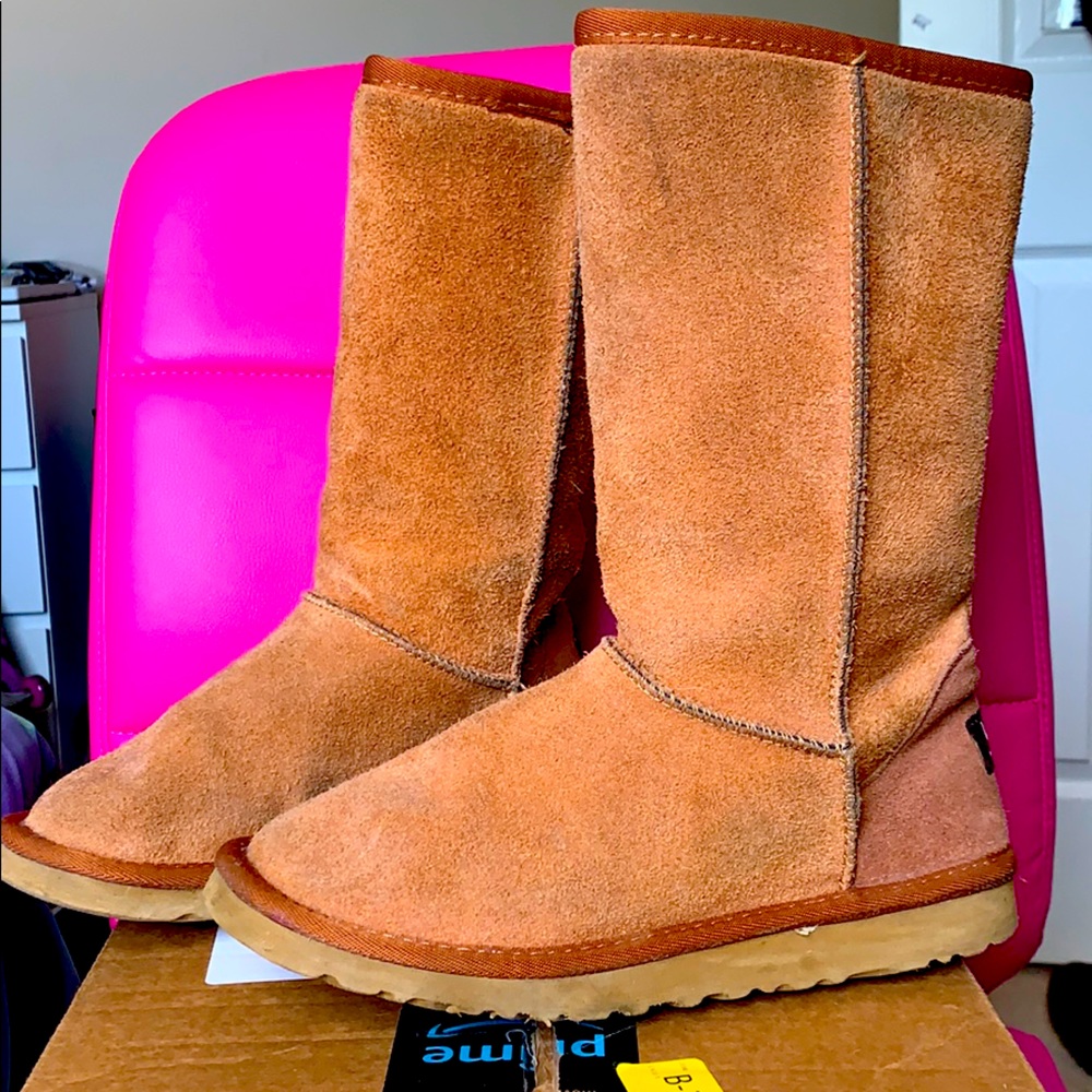 UGG Classic Tall II Boot in Chestnut